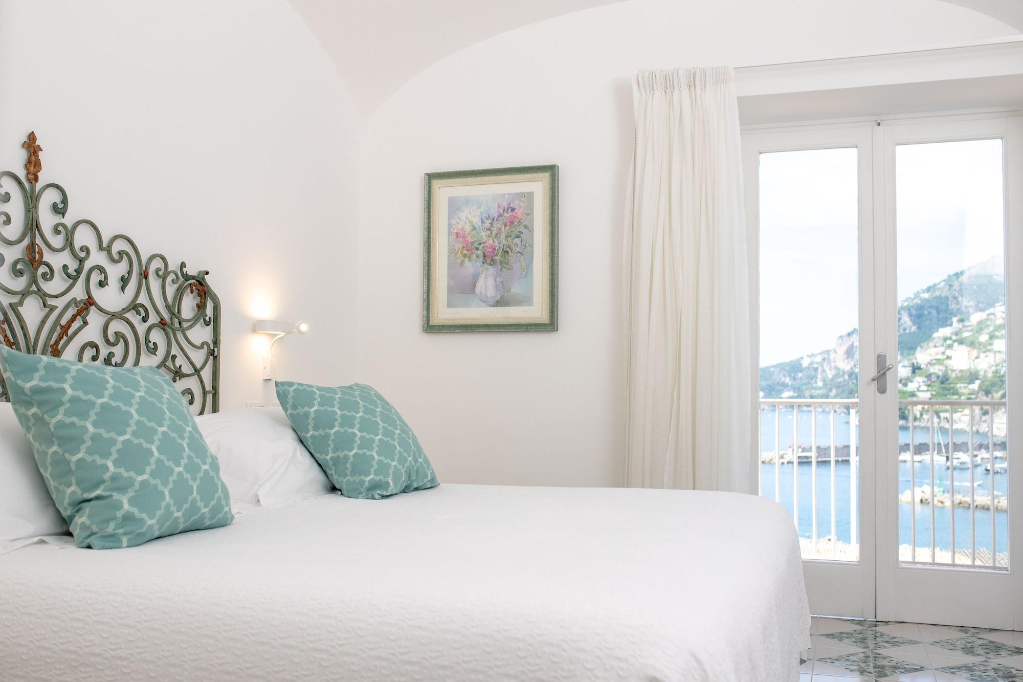 אמאלפי Hotel Marina Riviera מראה חיצוני תמונה